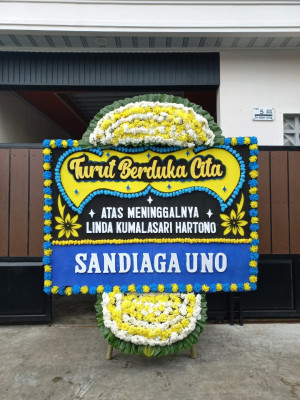 Papan Bunga Duka di Lingga