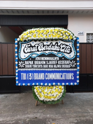 Papan Bunga Duka di Lingga